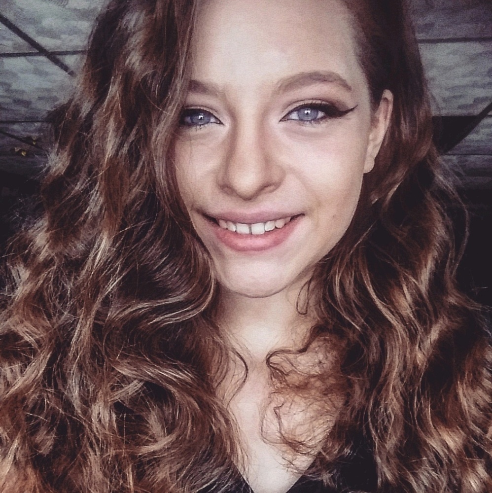 Meet your Posher, Catherine